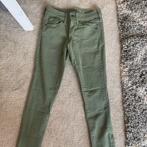 Universal Thread green jeans size 00